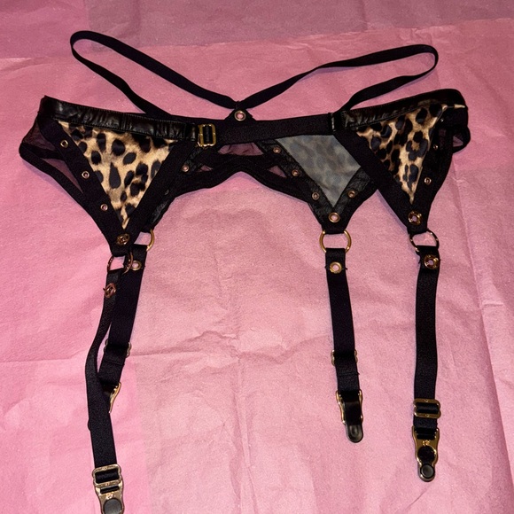 Honey Birdette Leopard and Black Garter Belt - Betty - Picture 2 of 2